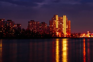 gece şehir hareket hafif çizgiler