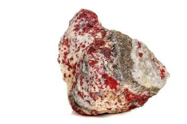 Beyaz arka planda makro taş mineral Cinnabar