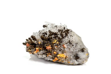 Beyaz arka planda realgar Mineral taş makro