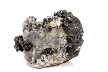 Beyaz arka planda makro taş mineral Galena 