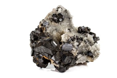 Beyaz arka planda makro taş mineral Galena 