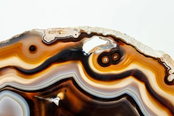 Macro pierre Agate minéral sur fond blanc — Photo