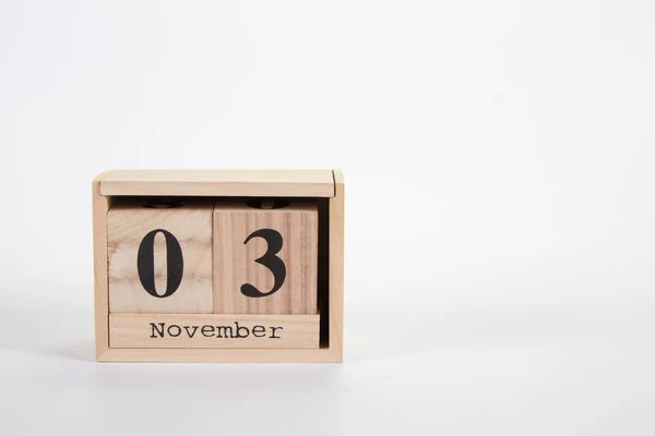 Holzkalender November 03 auf weißem Hintergrund — Stockfoto