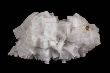 siyah arka plan üzerinde makro mineral florit taş