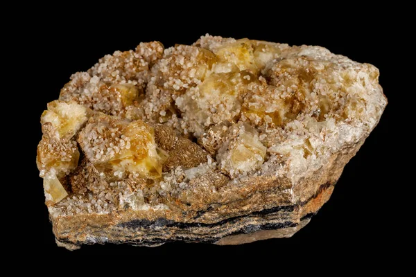 Macro minerale fluoriet steen op zwarte achtergrond — Stockfoto