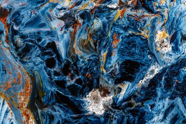 Beyaz arka planda makro taş Pietersite mineral — Stok fotoğraf