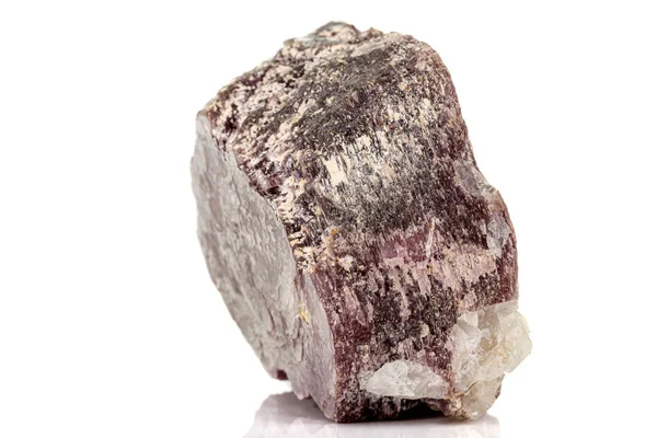 Macro Stone Lepidolite mineral på vit bakgrund — Stockfoto