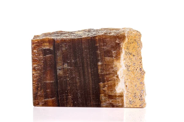 Makrostein Mineral Onyx Marmor auf weißem Hintergrund — Stockfoto