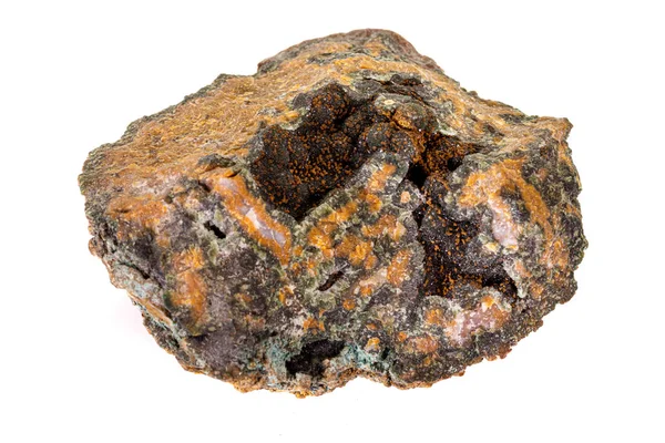 Makrostein-Mineralquarz mit Chlorit auf weißem Hintergrund — Stockfoto