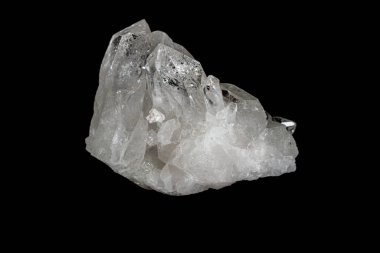 Makro mineral taş rhinestone, siyah backgrou üzerinde kaya kristali