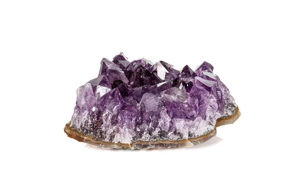 Amethyst Crystal Druse  macro mineral on white background — Stock Photo, Image