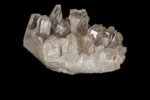 Macro mineral Stone rhinestone, Bergkristall på en svart bakgrun — Stockfoto