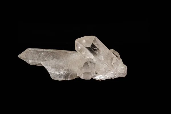 Makro kamień mineralny Rhinestone, kryształ kamienny na czarnym rynek — Zdjęcie stockowe