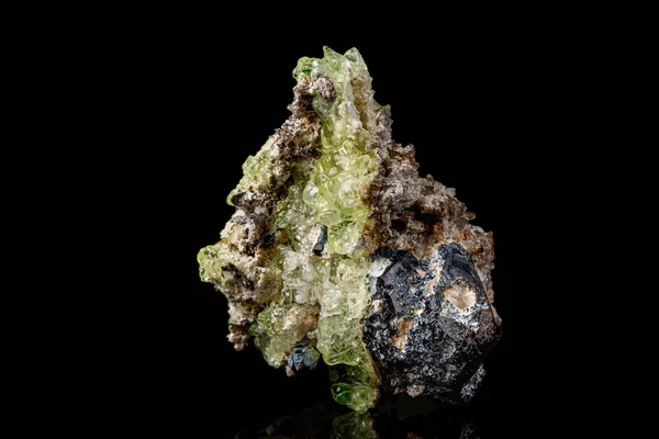 Makro taş Hyalite minerali, turmalin Şerl, dumanlı kuvars bir — Stok fotoğraf
