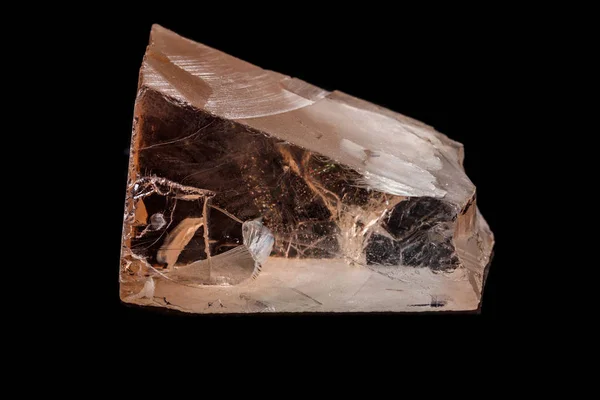 Makro mineral sten Topaz på svart bakgrund — Stockfoto