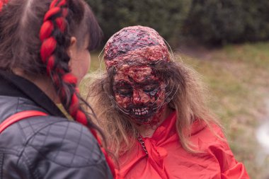 Kyiv, Ukrayna - 26 Ekim 2019: Korkunç bir zombi portresi 