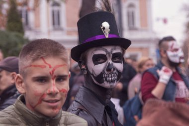 Kyiv, Ukrayna - 26 Ekim 2019: Korkunç bir zombi portresi 