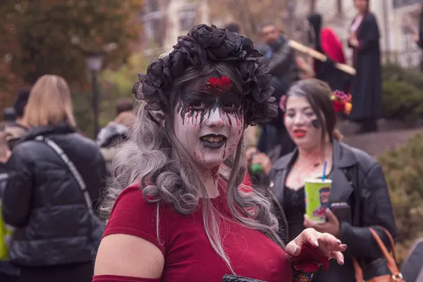 KYIV, UKRAINE - OCTOBER 26, 2019: Portrait of a terrible zombie — Stock Photo, Image