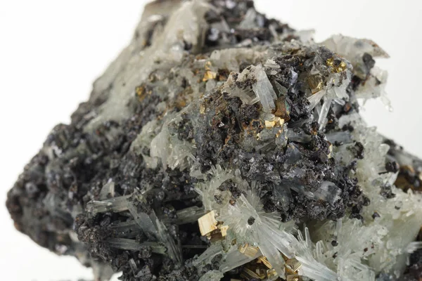 Batu Mineral Makro Quartz Galena Pyrite Pada Latar Belakang Putih — Stok Foto