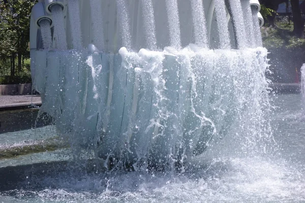 Oggetto Rotondo Del Parco Fontana — Foto Stock