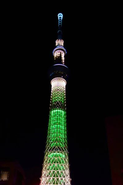 Новая Символическая Башня Tokyo Sky Tree Сияющая Ночном Небе — стоковое фото