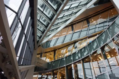 Kirişlerle kentsel mimari tarzın ayrıntılı yapısal biçimi