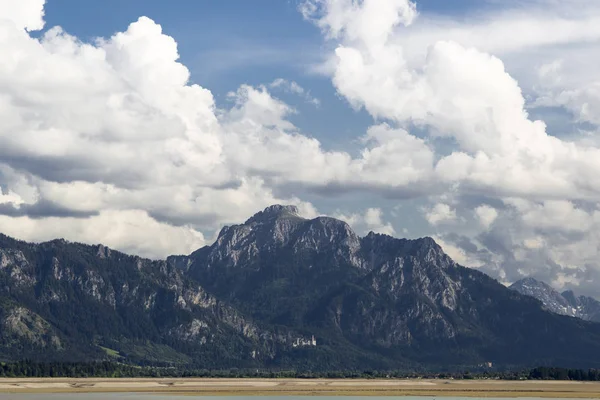 Vista Sobre Parte Inferior Del Forggensee Seco Los Alpes Luz — Foto de Stock