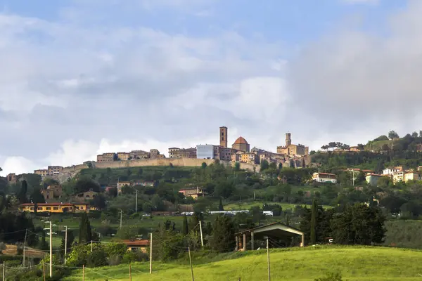 Montañoso Paisaje Montaña Rural Toscana Italiana Cerca Ciudad Volterra Con —  Fotos de Stock