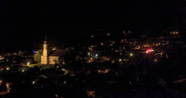 Gece Lechbruck üzerinde görünüm, seçici odak