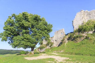 Harabeleri eski kale Bopfingen Almanya parçası görüntüleyin