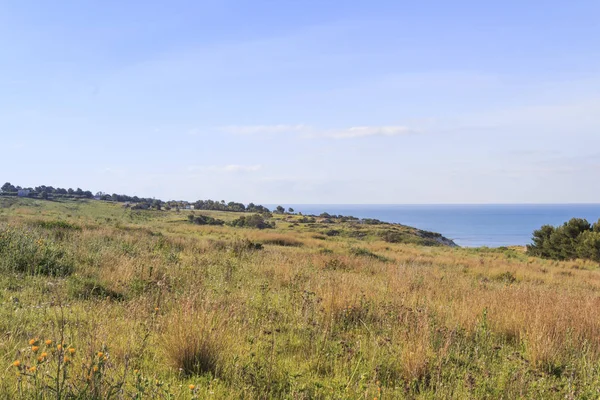 Görünüm Akdeniz sahili Güney Sicilya, İtalya