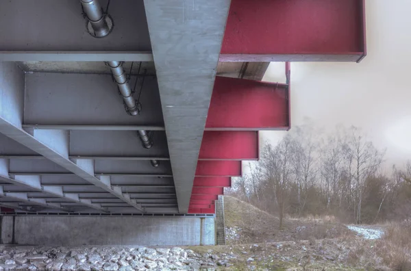 A8 otoyolu Köprüsü. Gün zaman atış