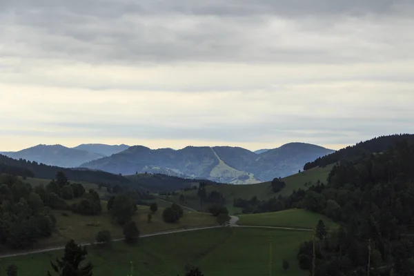 Nuvole Pioggia Sulla Foresta Nera Sulle Montagne Svezia — Foto Stock