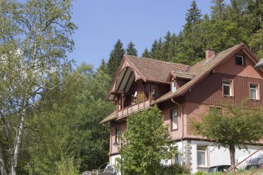 Sankt Blasien kara orman içinde ahşap paneller ile kara orman evi