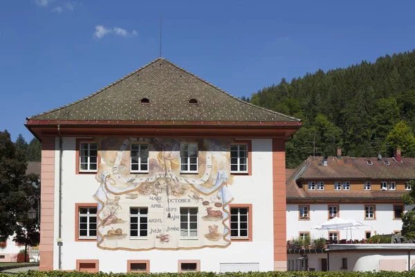 Magnífica Fachada Casa Com Relógio Sol Sankt Blasien Floresta Negra — Fotografia de Stock