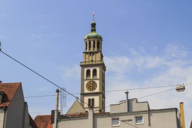 Belediye Binası kule Augsburg, Bavyera, Almanya'nın görünümü