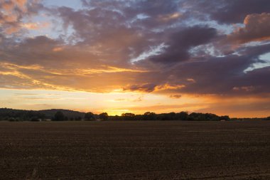 doğal görünümünde üst Lusatia günbatımı