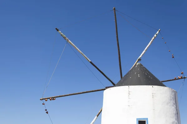 卡斯特罗 马里姆 阿尔加维 波鲁加尔的旧风车景观 — 图库照片