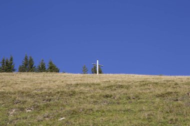 Bavyera Alplerinde Oberammergau yakınlarındaki dağ manzarası