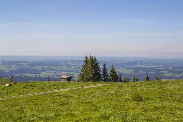 Blick Auf Das Bergpanorama Bei Oberammergau Den Bayerischen Alpen — Stockfoto