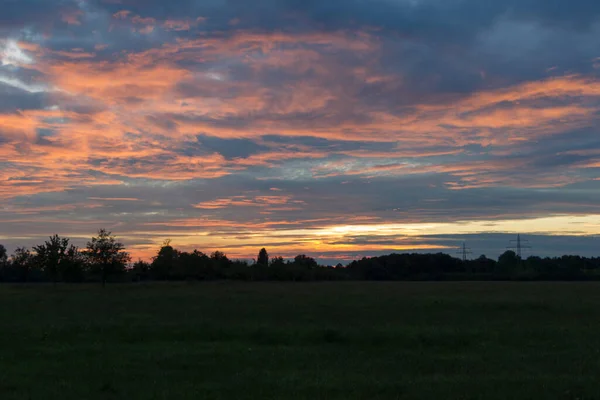 奥格斯堡附近西本布伦果园的日落 — 图库照片