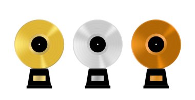 Müzik ödülleri seti. Altın, gümüş bronz ve platin plak plakları. Eski klasik müzik vektörü illüstrasyonu.