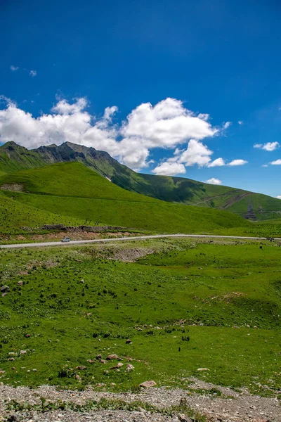 Sommer Georgien Kaukasusgebirge — Stockfoto