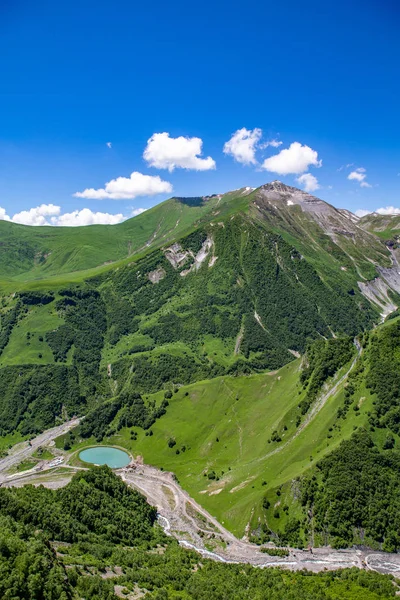 Gürcistan Daki Yaz Kafkas Dağları — Stok fotoğraf