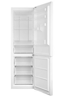 Yeni buzdolabı beyaz arka plan üzerinde izole