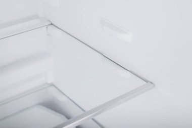 Beyaz Arka Plan üzerine izole buzdolabı. Modern Mutfak ve Do