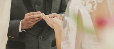 İttifak'ın dini tören sırasında koyarak damat - düğün
