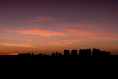 Şehir çok Paulo Brezilya gün batımı Meydanı.