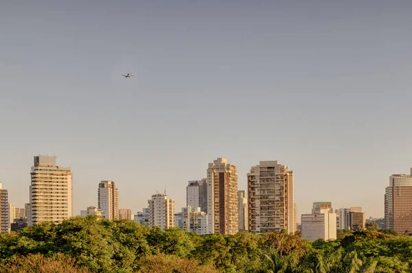 ブラジルのサンパウロ市のサンセット広場 — ストック写真