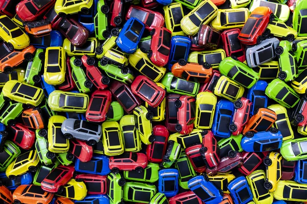 Tło Kilku Kolorowych Samochodzików — Zdjęcie stockowe